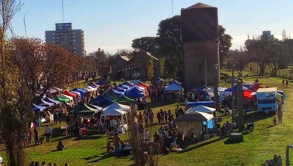 Este domingo cumple un año la Feria El Arte Sana