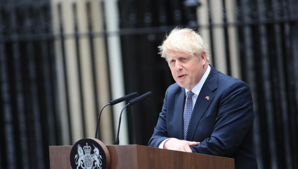 Boris Johnson renunció a su cargo como primer ministro