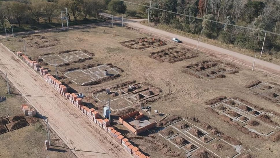 Avanza la construcción en los terrenos del programa “Tu Primera Vivienda”