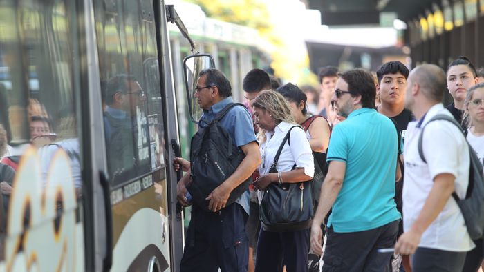 El paro afectará a más de 6 millones de personas que se mueven en transporte público