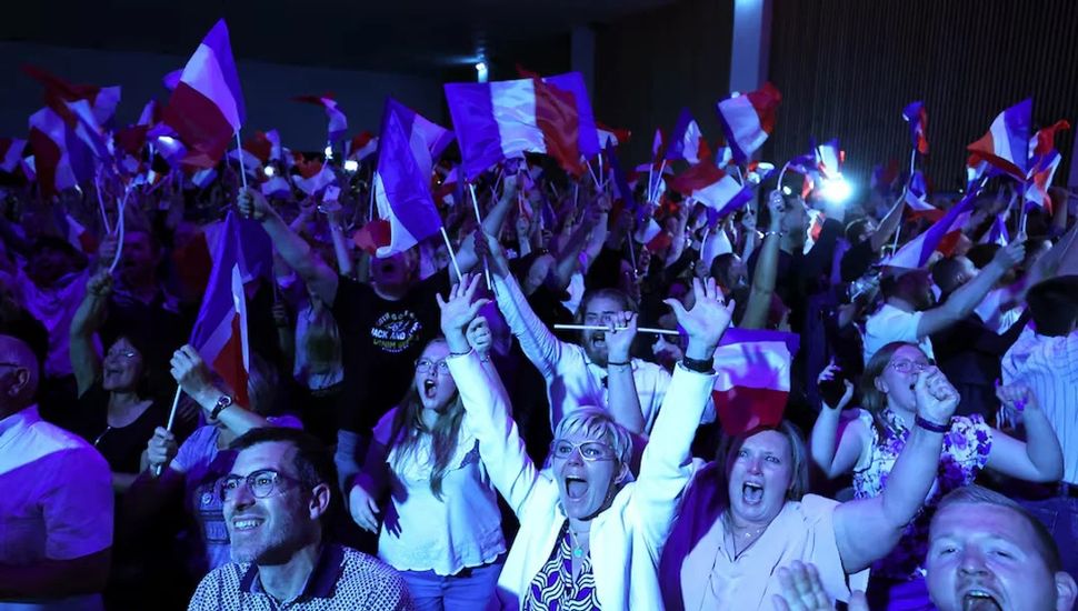 Giro a la derecha en Francia: histórico triunfo en primera vuelta