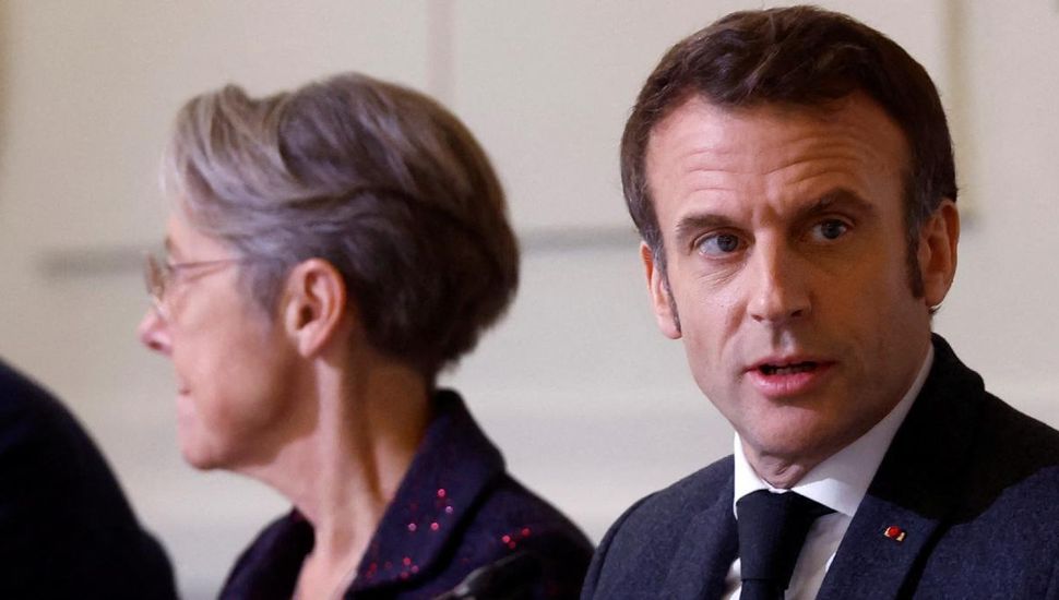 Macron dijo que, de ser necesario, asumirá "la impopularidad por la reforma”