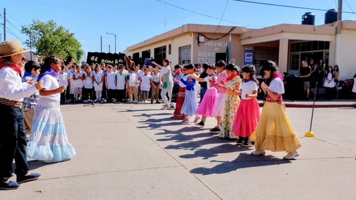 Emotivo acto por el Día de la Tradición en Salto