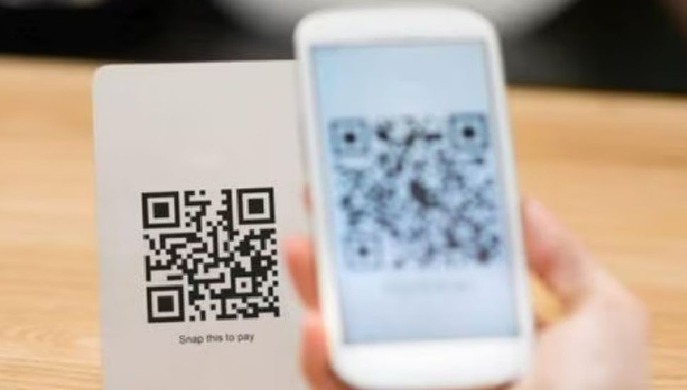 Será obligatorio que los QR acepten pagos con tarjeta desde cualquier billetera virtual