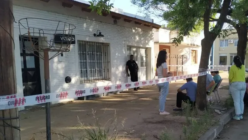 Encuentran a una mujer muerta en Rufino