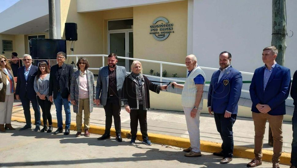 Día histórico: inauguraron la sala de tomografía en el hospital municipal de Rojas