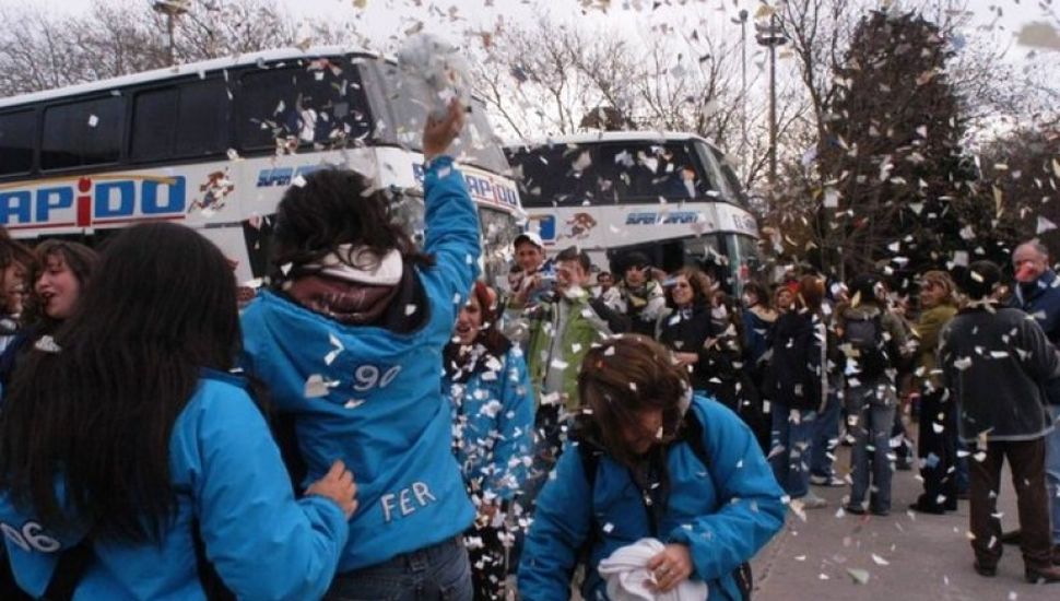 Viajes de  egresados gratuitos en la provincia de Buenos Aires