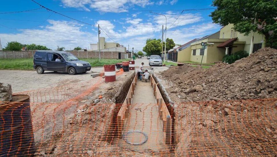 En el barrio Laguna del Virrey de Pergamino se está realizando una importante obra de desagüe pluvial
