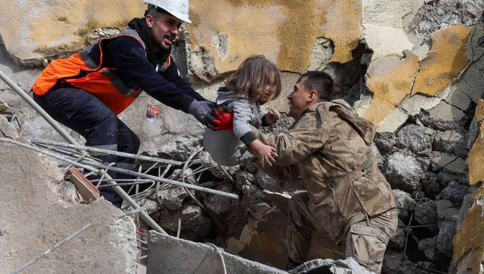 El terremoto de Turquía y Siria lleva 7.826 fallecidos