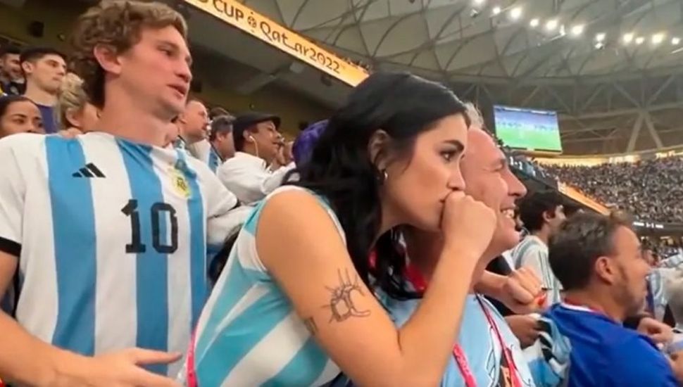 Fuerte repudio a un hincha que acosó a Lali Espósito durante la final del Mundial de Qatar