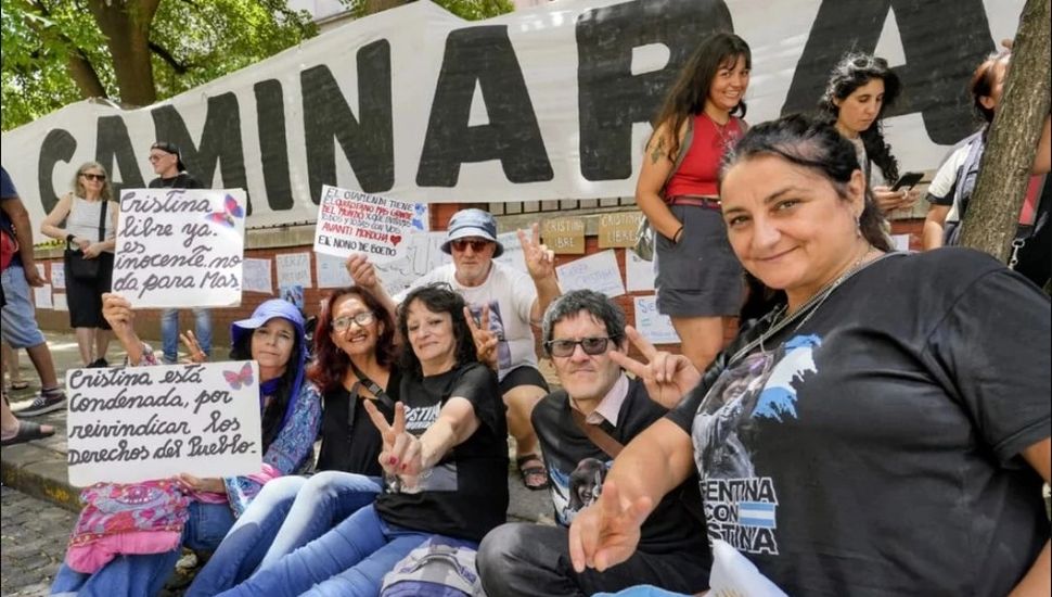 Polémicos posteos de Galperín