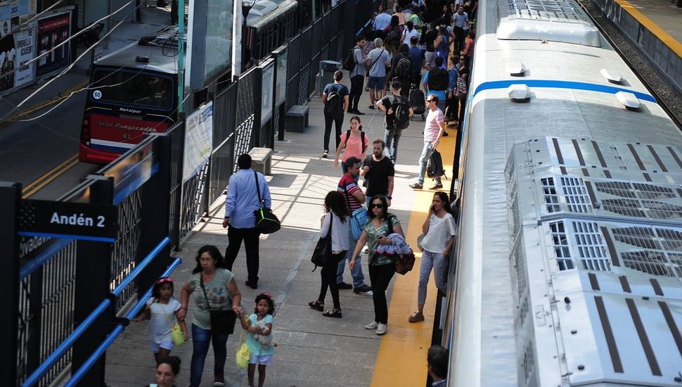 Aumento de transporte público en el AMBA