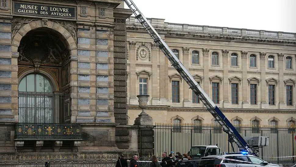 El Louvre estima en US$ 102 millones el valor de las joyas robadas