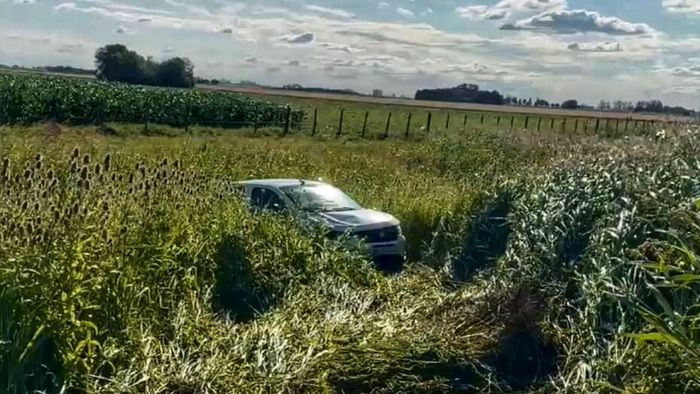 Despiste y vuelco en la Autopista 8