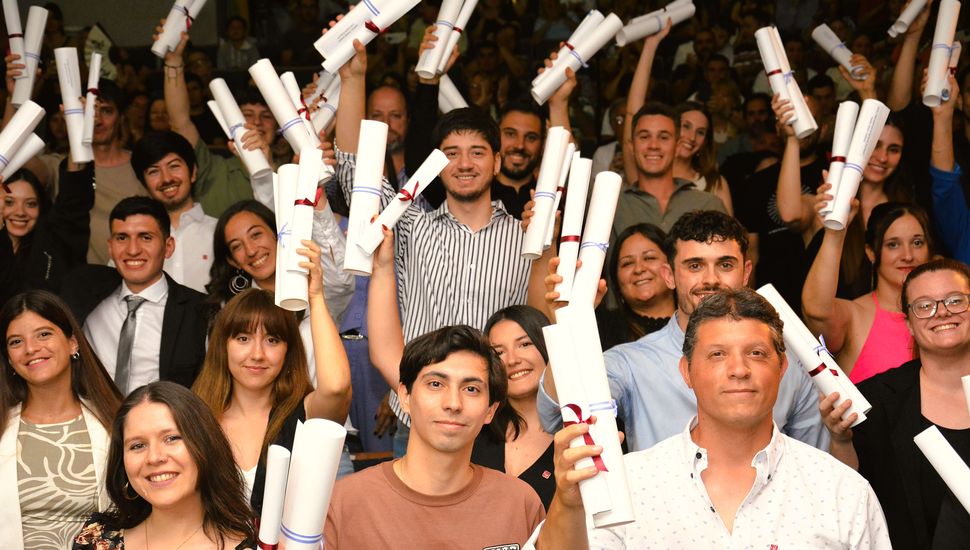 Unnoba Pergamino: 45 estudiantes de grado recibieron sus diplomas