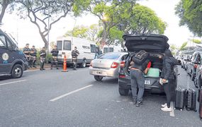 Desregulan el servicio de rampas en aeropuertos luego de los paros