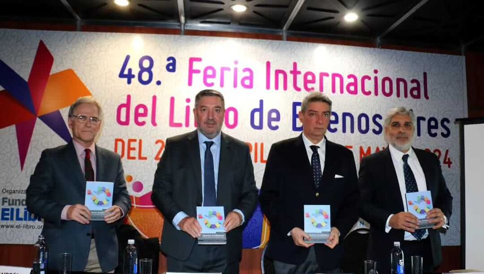 Tamarit presentó un libro sobre el Consejo de la Magistratura