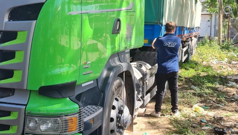 Secuestran en Salta nueve camiones