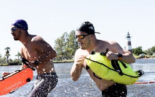 El Lago Municipal de Colón fue escenario de un Acuatlón multitudinario