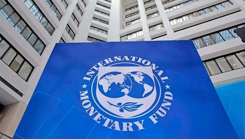 El FMI aseguró estar en diálogo con Argentina para mejorar las reservas