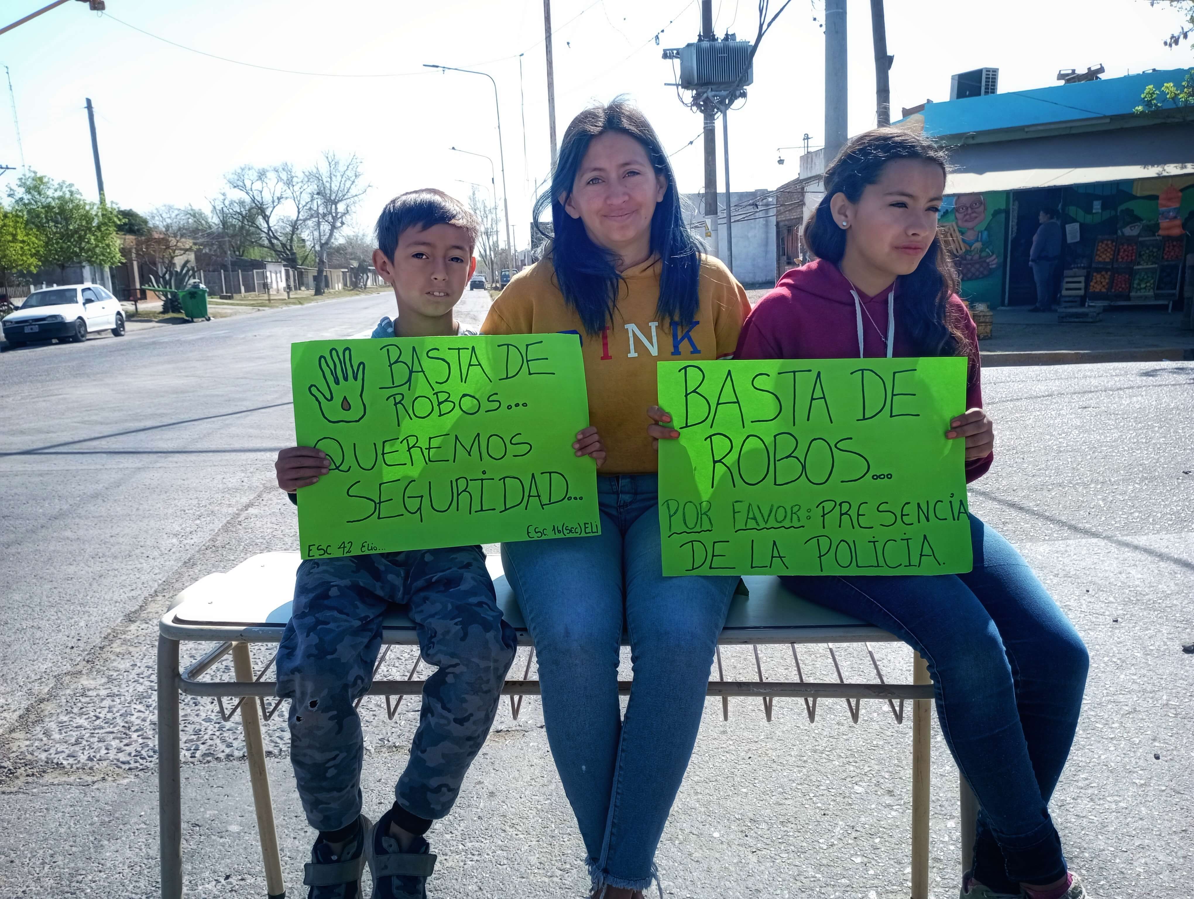 Protesta En La Escuela Primaria 42 Por Reiterados Robos