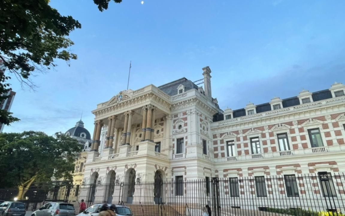 Aumento a estatales y docentes: Cómo quedan los sueldos de bolsillo ...