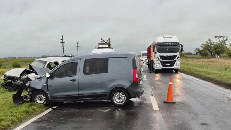 Seis personas heridas tras un choque en la Ruta 8 • Diario Núcleo