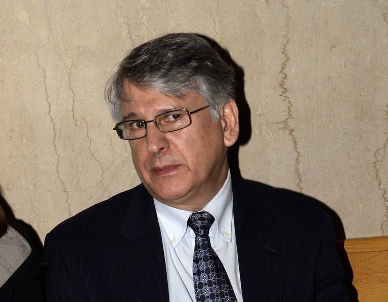 Un neurólogo argentino fue encontrado muerto en una cárcel de Nueva