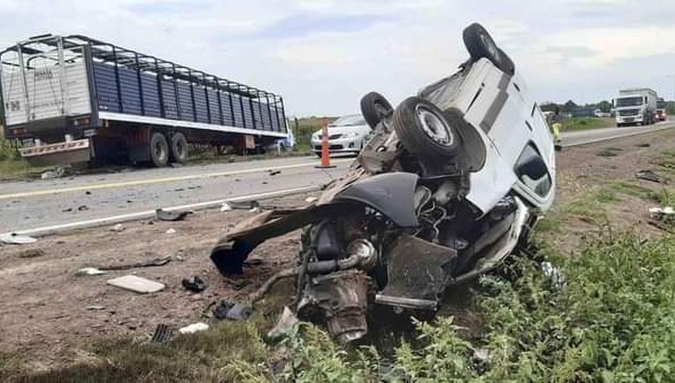 Un fallecido tras violento choque en la Ruta 5 • Diario Núcleo